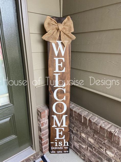 Welcome Sign Porch, Custom Porch, Greeting Sign, Welcome Signs Front Door, Door Signs Diy, House Of Turquoise, Wooden Welcome Signs, Front Porch Signs, Signs Diy