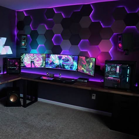 Smart Hexgagon Light Panels⁣ ⁣ Check Link in description ⁣ Carousel by @havokharakiri⁣⁣⁣ ⁣⁣⁣ My PC Setup for 2020! Heavily inspired by Sombra and the cyberpunk genre. Who’s ready for Cyberpunk 2077? ⁣⁣⁣ ⁣⁣⁣ Follow @rgbtherapy for more⁣⁣⁣ Follow @rgbtherapy for more⁣⁣⁣ ⁣⁣⁣ #gameroom #pc #pcgaming #pcsetups #pcsetup #gamingpc #gamingcommunity #gamingsetups #cyberpunk #battlestations Hexagon Lights Wall Gaming, Hexagon Lights Wall, Nanoleaf Hexagon, Nanoleaf Elements, Gaming Computer Room, Small Game Rooms, Gaming Desk Setup, Game Setup, Best Gaming Setup