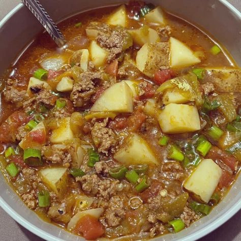 Green Chili Stew With Ground Beef, Green Chili Soup, Green Chili Stew, Homemade Tortilla Recipe, Chili Stew, Green Chili Pork, Green Chile Enchilada Sauce, Green Chile Stew, Green Chili Recipes