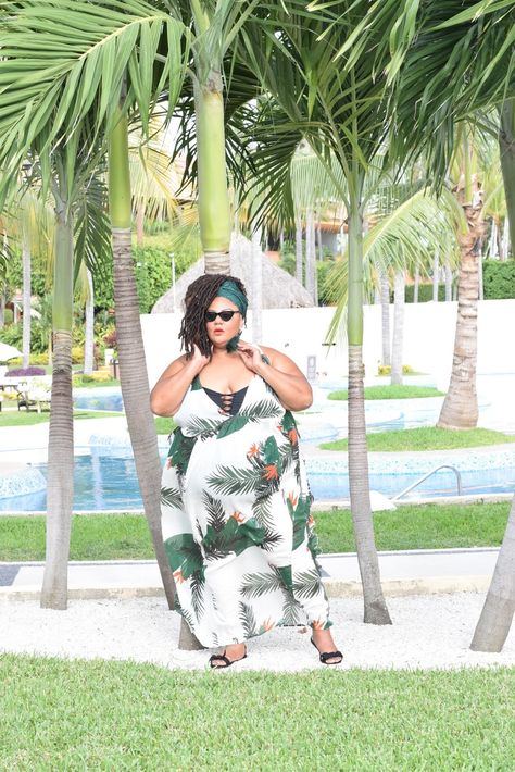 Shopping for Cover-ups off season! - The Real Sample Size Plus Size Fashion for Women #plussize Printed Free-size Vacation Cover-up, Free Size Beach Vacation Cover-up, Free Size Poolside Vacation Cover-up, Vacation Cover-up, Free Size, Maxi Length, Printed Free Size Maxi Cover-up, Plus Size Beach, Plus Size Evening Gown, Swimwear Pattern, Plus Size Swim