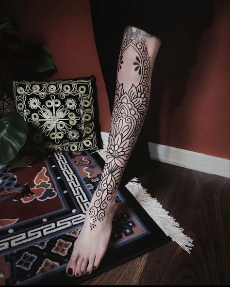 Ornamental Tattoo Design Leg, Ornamental Leg Tattoo, Patchwork Leg Sleeve, Ornate Tattoo, Girl Back Tattoos, Magic Tattoo, Ornamental Tattoo, Full Body Tattoo, Leg Tattoos Women