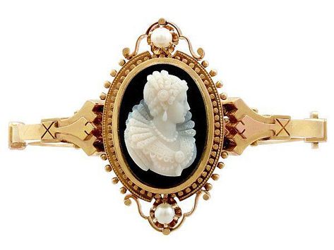 Cameo Brooch History Bracelet With Pearls, Victorian Bracelet, Victorian Cameo, Yellow Gold Bangle, Gold For Sale, Antique Bracelets, Gold Bracelet Cuff, Cameo Brooch, Gold Bangle Bracelet