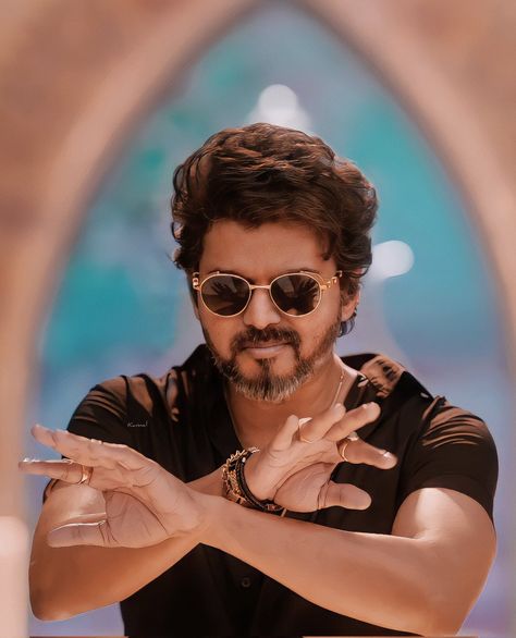 Arabic Kuthu, Vijay Actor Hd Images, Hawkeye Avengers, Indian Bride Poses, Famous Indian Actors, Ms Dhoni Photos, Vijay Actor, Cool Pictures For Wallpaper, New Photos Hd