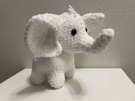 Sadly The White Elephant I Made For A White Elephant Gift Party Really Didn’t Go Over Well. The Person Who Ended Up With It Was Very Mean And Was Going To Give To His Dog. Definitely Never Making Anything For A Party Again Crochet White Elephant Gift, Christmas Present Images, Leaf Blanket, Bee Images, Popular Crochet, Crochet White, White Elephant Gift, Cute Beanies, Crochet Dragon