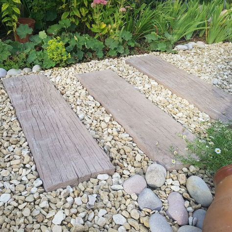 Concrete Sleeper Steps, Sleepers Garden Ideas Landscape Design, Gravel Patios, Railway Sleepers Garden, Garden Clothesline, Stepping Stone Path, Bungalow Garden, Sleepers In Garden, Garden Pebbles