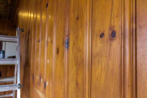 Knotty Pine Walls Makeover, Painting Knotty Pine Walls, Painted Knotty Pine Walls, Painted Pine Walls, Knotty Pine Cabinets, Knotty Pine Kitchen, Oak Paneling, Chalet Ideas, Tounge And Groove