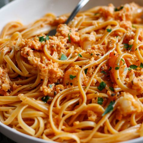 Linguine With Pink Shrimp Sauce 5 Star Dinner, Best Shrimp Pasta, Red Clam Sauce Recipe, Red Clam Sauce, Clam Sauce Recipe, Linguine And Clams, Shrimp Pasta Dishes, Clam Sauce Linguine, Olive Oil Extra Virgin