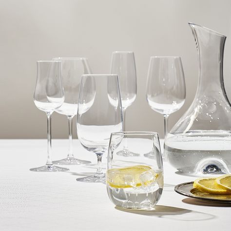 Wine carafe