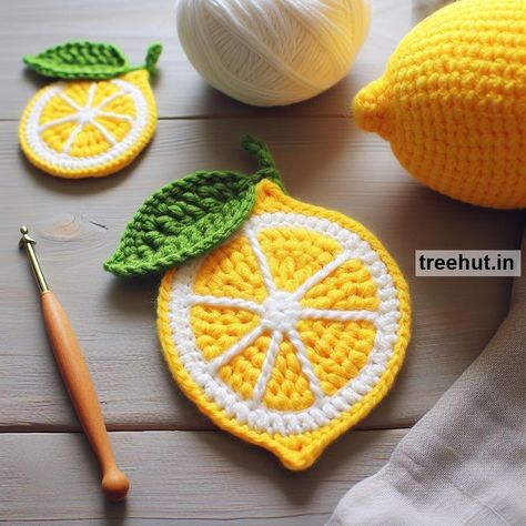 Lemon Crochet Coaster Ideas Orange Yarn Projects, Crochet Lemon Coasters, Crochet Lemon Slice Free Pattern, Fruit Crochet Coasters, Crochet Burger Coaster, Crochet Summer Coasters, Crochet Coasters Cute, Crochet Pattern Coaster, Yellow Yarn Crochet Ideas