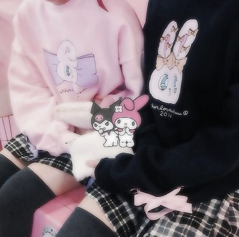 Pink Goth, 일본 패션, Pink Kawaii, I Need Friends, Pastel Goth Fashion, Kawaii Goth, Need Friends, Kawaii Fashion Outfits, Goth Aesthetic