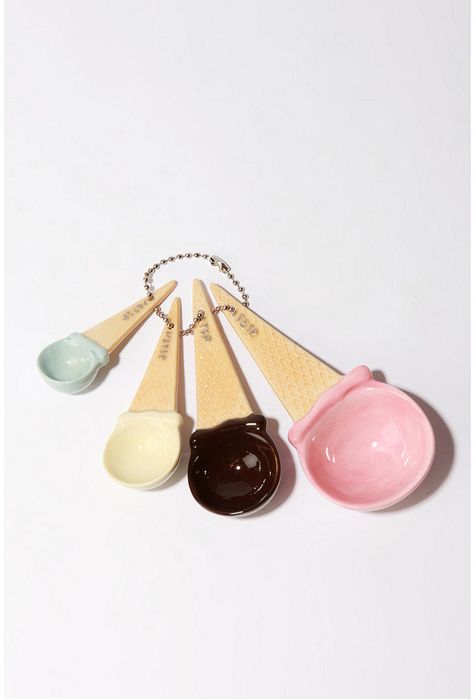 These measuring spoons remind me of those old sets of plastic bowls and spoons that looked like ice cream! Measuring Cups & Spoons, Cute Kitchen, Ice Cream Cone, Kitchen Stuff, Kitchen Supplies, Kitchen Items, Measuring Spoons, Measuring Cups, Cool Gadgets