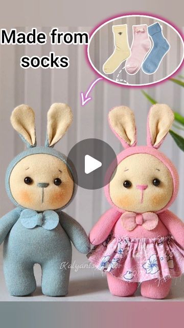 Sock Rabbit Diy, Trending Crafts, Best Out Of Waste, Easter Bunnies, Instagram Diy, Kids Trend, Bunny Easter, Diy Easter, Easter Diy