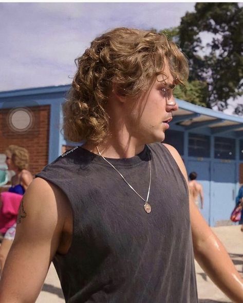 Billy Stranger Things, Billy Hargrove, Dacre Montgomery, Stranger Things Dr, Stranger Things 3, Stranger Things, Hair Inspo, Hair Ideas, Hairstyles