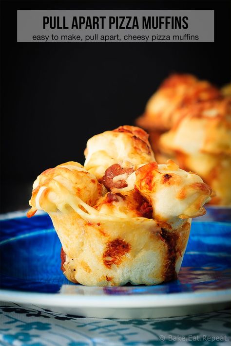 Easy to make, pull apart pizza muffins that are perfect for supper or a snack, or as an easy on-the-go meal. The whole family will love these pizza muffins! #pizza #muffins #easy Pull Apart Pizza Muffins, Pizza Muffins Recipe, No Rise Pizza Dough, Pull Apart Pizza, Smoked Salmon Bagel, Muffins Easy, Pizza Sauce Recipe, Pizza Muffins, Pizza Sauce Homemade