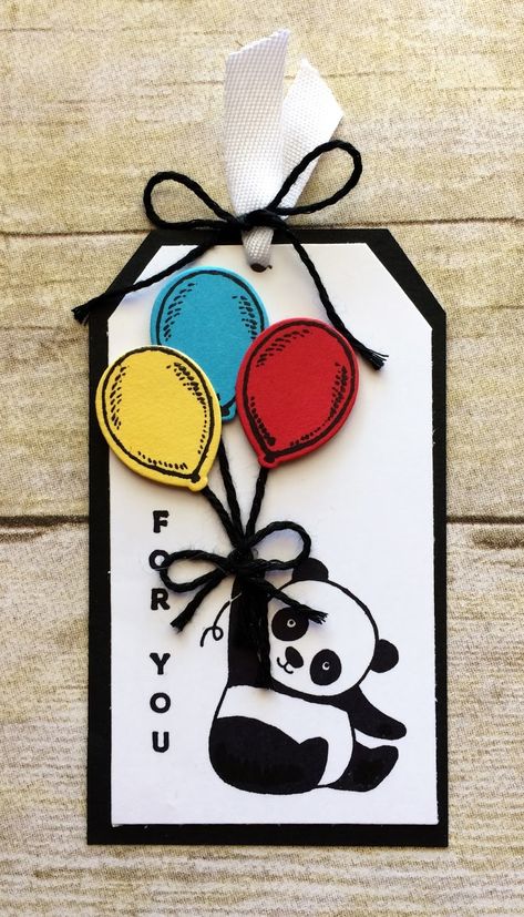 Edible Paper Flowers, Panda Craft, Beautiful Paper Flowers, Panda Decorations, Handmade Greeting Card Designs, Panda Card, Friend Drawings, Happy Birthday Cards Diy, Paper Flower Garlands