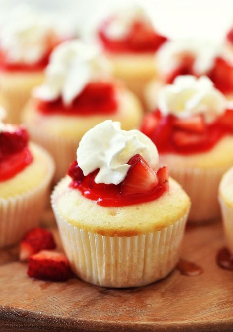 Strawberry Shortcake Cupcakes are white cakes that are light as air and topped with strawberries, glaze and whipped cream. Life-in-the-Lofthouse.com Pumpkin Cheesecake Cupcakes, Strawberry Shortcake Cupcakes, Shortcake Cupcakes, Life In The Lofthouse, Cookie And Cream Cupcakes, Milk Chocolate Frosting, Delicious Cupcakes Recipes, Strawberry Shortcake Cupcake, Oreo Buttercream