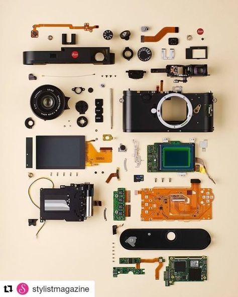 Things Organized Neatly, Leica M, Leica Camera, Internal Design, Photography Gear, Film Cameras, Nintendo Consoles, Leica, Installation Art