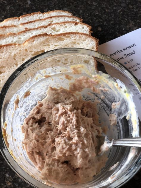 A classic recipe that is quick and easy to make. Martha Stewart's Tuna Salad Subway Tuna Recipe Copycat, Tuna Melt Recipe, Tuna Salad Sandwich, Martha Stewart Recipes, Melt Recipe, Cooking Challenge, Tuna Salad Recipe, Eating Eggs, How To Cook Fish