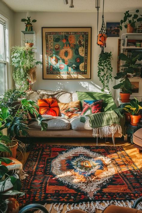 Boho Art Room Ideas, Bright Vintage Living Room, Boho Eclectic Living Room Ideas, Small Boho Living Room Ideas, Bright Cozy Living Room, Bohemian Wall Colors, Bright Boho Living Room, Minimalist Boho Living Room, Colorful Boho Living Room