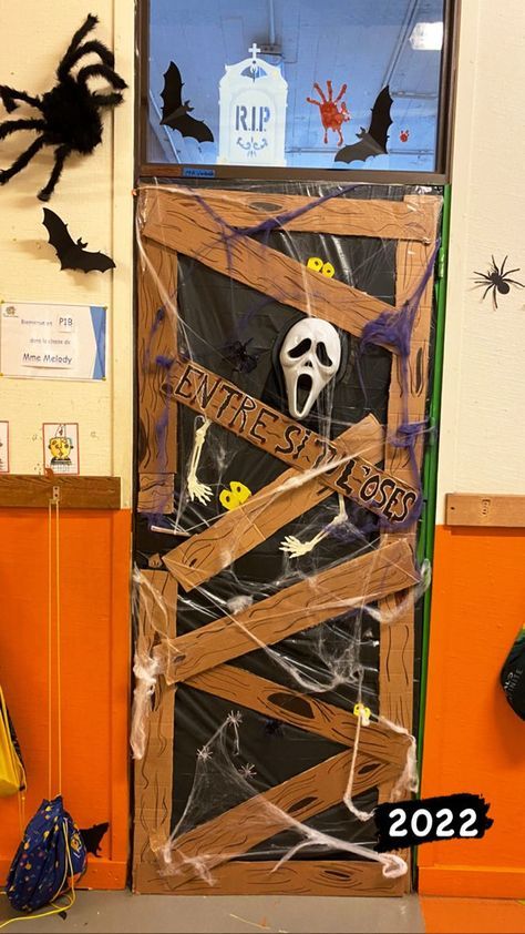 #witch halloween costume #halloween front porch decor #halloween door decor #easy diy halloween decorations #halloween door decorations contest Door Decorations Contest, Halloween Door Decorations Contest, Fall Halloween Nails, Porta Halloween, Outdoor Design Ideas, Halloween Nails Ideas, Scary Halloween Decorations Diy, Easy Diy Halloween Decorations, Halloween Front Porch Decor