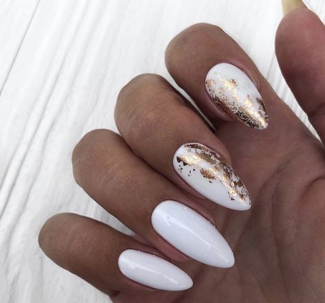 Milky Nails With Gold, Nails With Gold Details, Nails With Gold, Nail Store, Milky Nails, Gold Nail Designs, Gold Nail, Her Nails, White Nail Designs