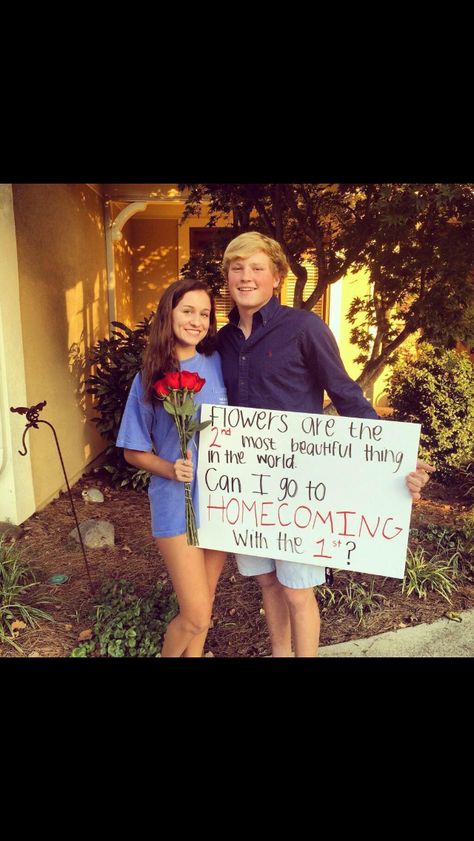 "Flowers are the 2nd most beautiful thing in the world. Can I go to homecoming with the 1st?" Girl Ask Guy, Asking To Homecoming, Cute Promposals, Cute Homecoming Proposals, Cute Prom Proposals, Asking To Prom, Dance Proposal, Prom Goals, High School Dance