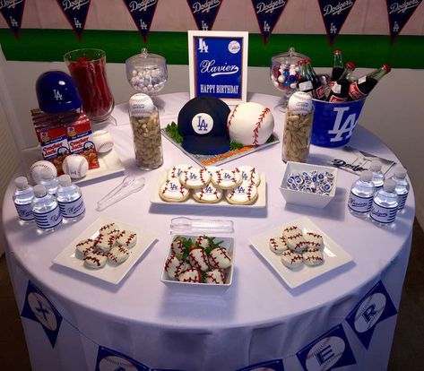 Dodgers Baby Shower Ideas, La Dodgers Birthday Party, Dodger Party, Dodgers Birthday Party, Dodgers Party, Baseball Theme Birthday, Baseball Wedding, Baseball Theme Party, Sports Baby Shower