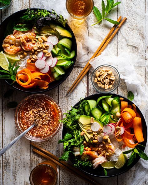 Afghani Recipes, Shrimp Vermicelli, Lemongrass Shrimp, Shrimp Noodles, Mini Cucumbers, Marinated Shrimp, Rice Vermicelli, Vermicelli Noodles, Fresh Veggies