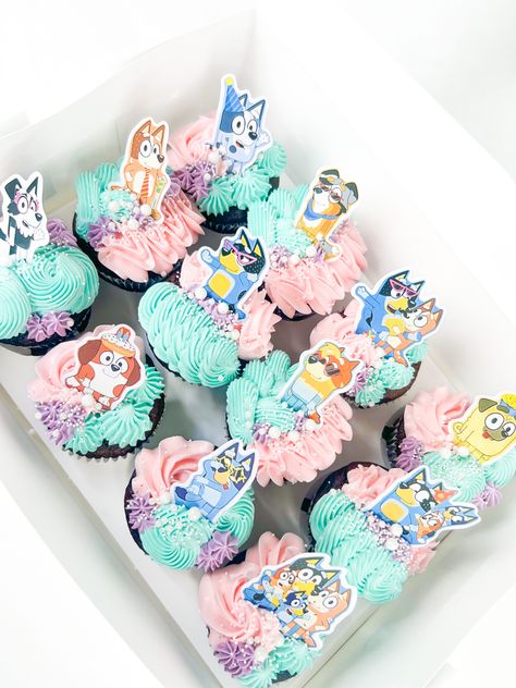 Bluey Bingo Birthday Cupcakes, Bluey Cupcakes For A Girl, Bluey Cupcake Cake, Bluey Birthday Cupcakes, Bluey Birthday Party Ideas Pink, Bluey Cupcake Ideas, Bluey Cupcakes, Girl Birthday Cupcakes, 9th Birthday Cake