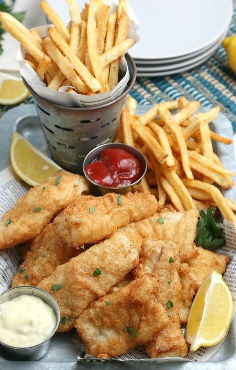 Beer Batter Fish, Low Carb Beer, Beer Battered Fish, Fish N Chips, Beer Battered, Battered Fish, Recipetin Eats, Beer Batter, Fried Fish