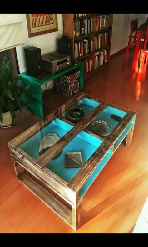 Wooden Pallet Furniture, Pallet Designs, Pallet Creations, Wooden Pallet Projects, Recycled Pallets, Pallet Crafts, Glass Top Coffee Table, Wood Pallet Projects, Pallet Ideas