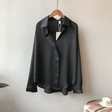 Casual Blouse Women, Blouse Ideas, Clothes Korean Style, Satin Long Sleeve, Vintage Blouse, Blouse Material, Satin Shirt, Solid Color Shirt, Satin Blouse