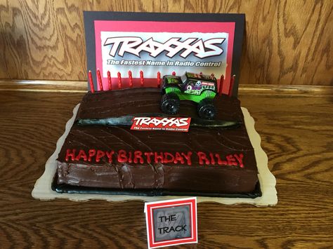 Traxxas party-the track Racing Party, Race Party, Theme Birthday Party, Birthday Idea, 11th Birthday, 13th Birthday, 10th Birthday, Birthday Party Ideas, 4th Birthday