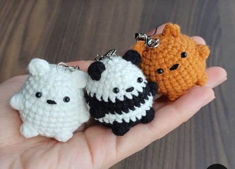 We Bear Bears Plushies, Crochet We Bear Bears, We Bare Bears Crochet Keychain, Crochet Random Things, Crochet Ideas Small Easy, We Bear Bears Crochet, How To Crochet A Panda, Panda Keychain Crochet, Crochet Ideas Keychain