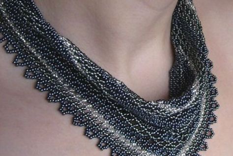 How to Make a Beaded Net Scarf Necklace and Inspirations Bead Netting, Bead Dress, Beaded Scarf, Beading Netting, Scarf Necklace, Scarf Pattern, Bead Jewellery, Bead Patterns, Bead Weaving