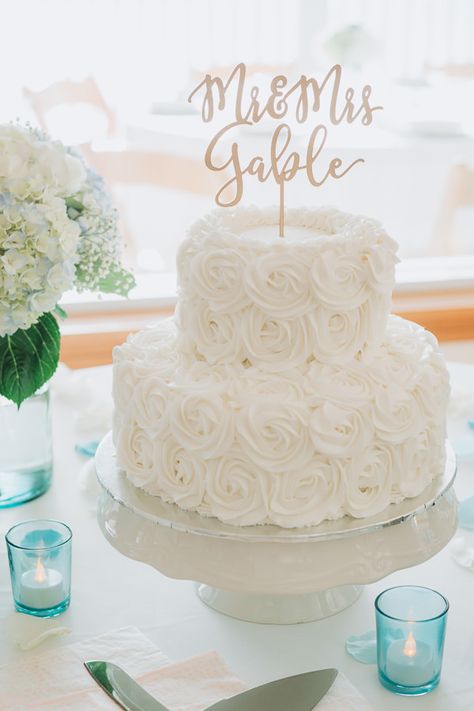 Waterfront Tampa Bay Wedding Inspiration and Venues 2 Tier Round Wedding Cake, 2 Layer White Wedding Cake, Wedding 2 Tier Cake, 2 Layer Wedding Cake Designs, White Tiered Cake, White Wedding Cake With Cupcakes, 2 Tier Cake Wedding, White Wedding Cake Designs, One Tire Wedding Cake