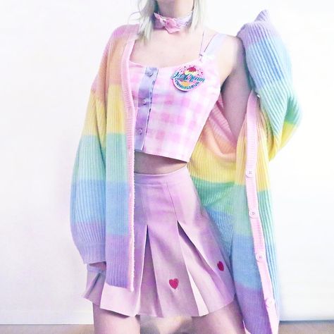 ♡₊˚༄˳ 𝒑𝒊𝒏𝒕𝒆𝒓𝒆𝒔𝒕: ѕoyvιrgo┊soyvirgo.com ♡ Pastel Goth Fashion, Fashion 90s, Pastel Outfit, Pastel Fashion, Kawaii Fashion Outfits, Hipster Outfits, Vsco Girl, Kawaii Clothes, Harajuku Fashion