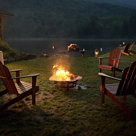 Lake Living, Outdoor Wood, Alam Yang Indah, Lake Life, The Grass, A Fire, Tent Camping, Country Life, Movie Night