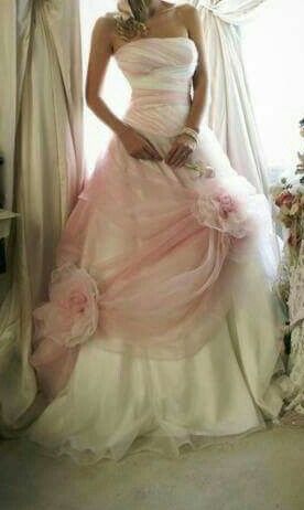 Colour Clothes, Aesthetic Widget, Prom Dress Inspo, Runway Outfits, Pink Wedding Dress, Dream Wedding Ideas Dresses, Prom Dress Inspiration, Jolie Photo, Glam Dresses