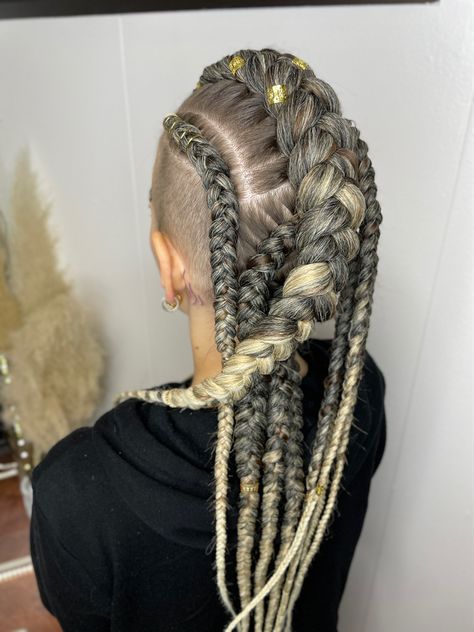 Viking Braids With Undercut, Viking Braids Female Shaved Sides, Viking Braids With Undercut Women, Woman Viking Braids, Emo Mohawk, Viking Braids Female Mohawk, Nordic Braids, Viking Braids Female Long Hair, Punk Hairstyles For Long Hair