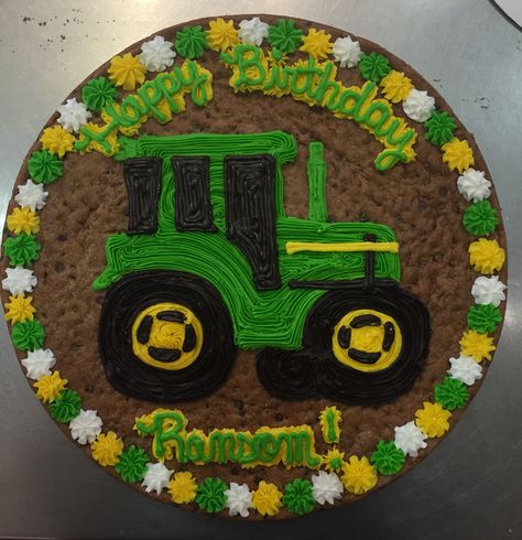 John Deere Tractor Cookie Cake, John Deere Cakes, John Deere Cupcakes, John Deere Tractor Cake, Tractor Cakes, Tractor Cupcakes, Tractor Cookies, Tractor Birthday Cakes, John Deere Cake