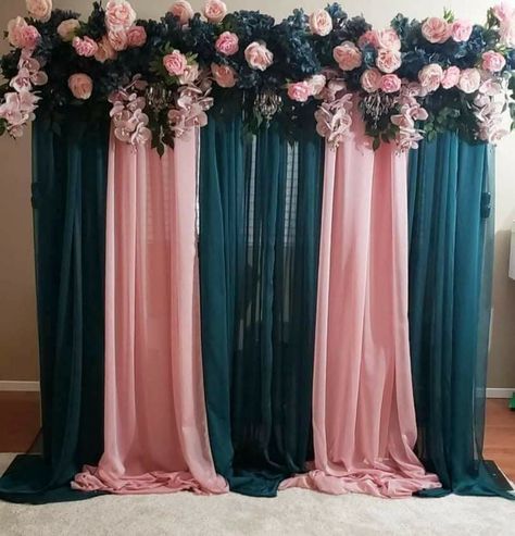 Teal Backdrop Ideas, Emerald Green Backdrop, Engagement Setup, Teal Backdrop, Teal Party, Backdrop Stands, Teal Decor, Dark Blue Flowers, Housewarming Decorations