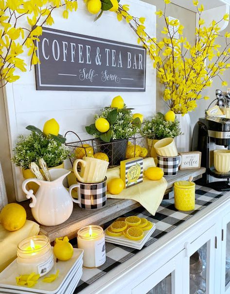 Lemon Dining Room Decor, Lemon Cafe Interior, Summer Coffee Bar Ideas, Diy Lemon Decor Kitchen, Lemon Tea Party Theme, Lemon Kitchen Decor Diy, Cafe Table Decor, Lemon Decorating, Lemon Themed Kitchen