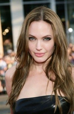 Angelina Jolie with dark ash blonde hair color, long and slightly wavy. Dark Ash Blonde Hair Color, Dark Ash Blonde Hair, Angelina Jolie Hair, John Voight, Dark Ash Blonde, Ash Blonde Hair Colour, Celebrity Wigs, Ash Hair, Ash Hair Color