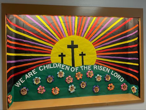 Easter School Bulletin Boards, Easter Preschool Bulletin Board Ideas, Cross Bulletin Board Ideas, Spring Bulletin Board Ideas For Preschool Christian, Lent And Easter Bulletin Boards, Easter Bulliten Board Ideas For Church, Easter Sunday Church Decoration Ideas, Easter Bulletin Boards For Church Kids, Easter Bulletin Board Ideas For Church