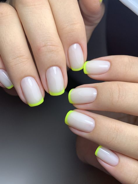 Colored French Nails, Summer Dip, Emerald Nails, Nails Neon, Neon Green Nails, Dip Nails, French Tip Acrylic Nails, French Acrylic Nails, French Nail Designs