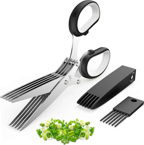 multi-blade herb scissors are made of food grade stainless steel, containing 5 sharp blades firmly locked in place with 3 solid rivets. The blades are sharp, durable, and do not rust easily. Herb Scissors, Kitchen Herbs, Essential Kitchen Tools, Kitchen Shears, Kitchen Scissors, Cool Kitchen Gadgets, Kitchen Knives, Kitchen Tools, Kitchen Gadgets