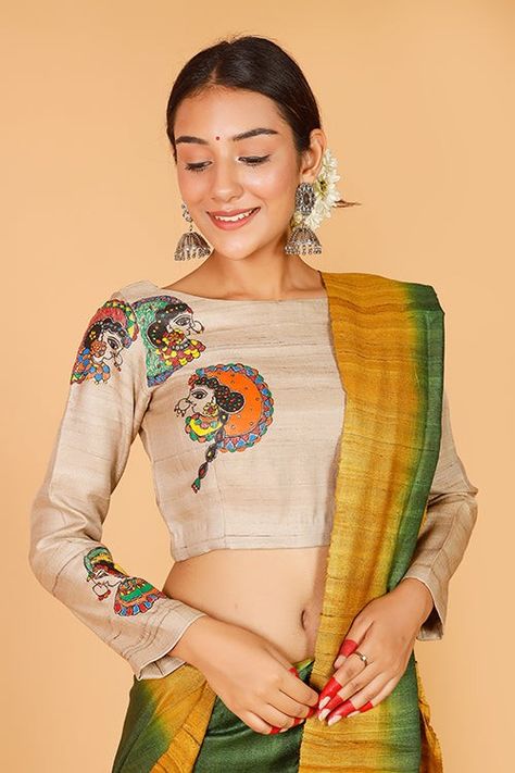 Madhubani Blouse Design, Three Fourth Sleeve Blouse Designs, Painted Blouse Designs, Sari Blouse Styles, Boat Neck Blouse Design, Saree Blouse Neck Designs, Sari Blouse Designs, Blouse Designs Indian, Ladies Blouse Designs