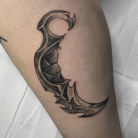 Tattoos Medium, Tattoo Fixes, Knife Tattoo, Karambit Knife, Art Sketch, Tattoo Inspo, Art Sketches, Tatting, Tattoo Designs