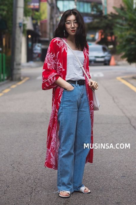 Korean Street Fashion - Official Korean Fashion Long Shrug With Jeans Outfit, 155cm Outfit, Shrugs With Jeans Outfit, Shrugs With Jeans, Fashion Street Style Summer, Japan Street Fashion, Korean Seoul, Japan Fashion Street, Chinese Fashion Street